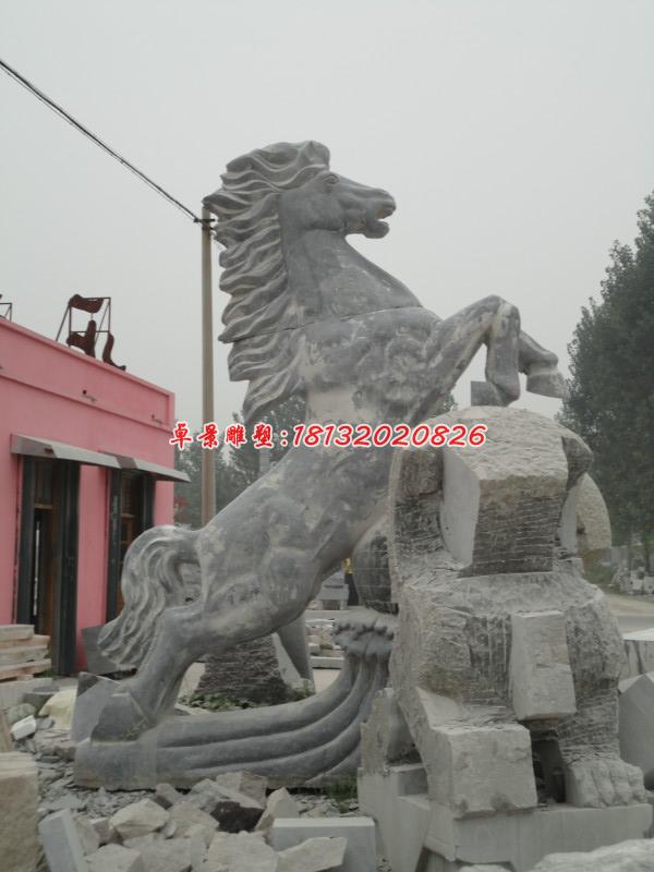 廣場(chǎng)立馬石雕,青石動(dòng)物雕塑