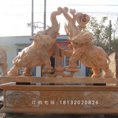 吉祥獻寶石雕,晚霞紅大象石雕