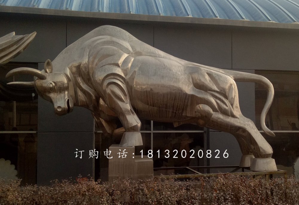 不銹鋼拓荒牛雕塑,不銹鋼動物雕塑