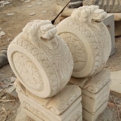 龍頭石雕門(mén)墩，抱鼓石