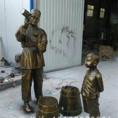 玻璃鋼仿銅人物雕塑，小孩打醬油雕塑