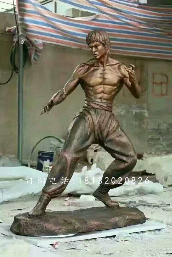 李小龍雕塑,玻璃鋼仿銅人物雕塑