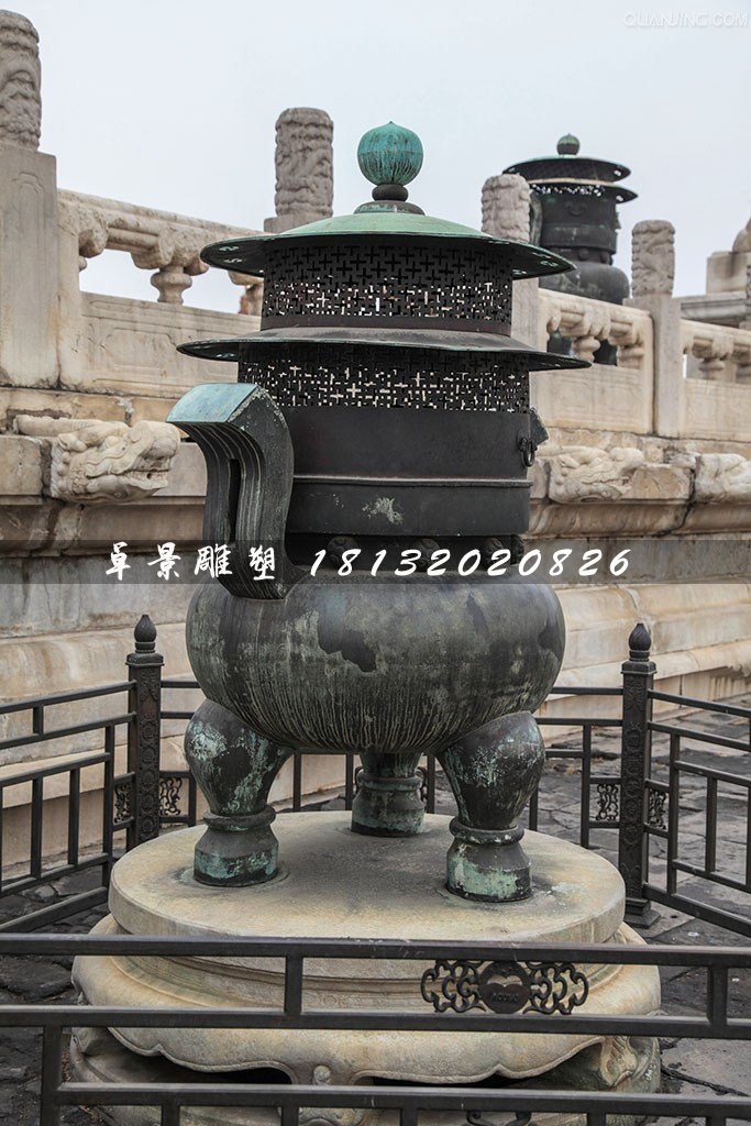 青銅香爐,三足銅香爐