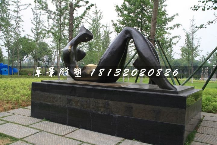 抽象人物銅雕,公園雕塑