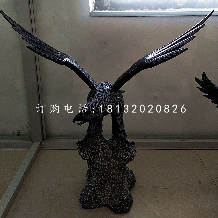 雄鷹展翅石雕,老鷹石雕