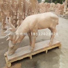 小鹿吃草石雕,晚霞紅動物雕塑