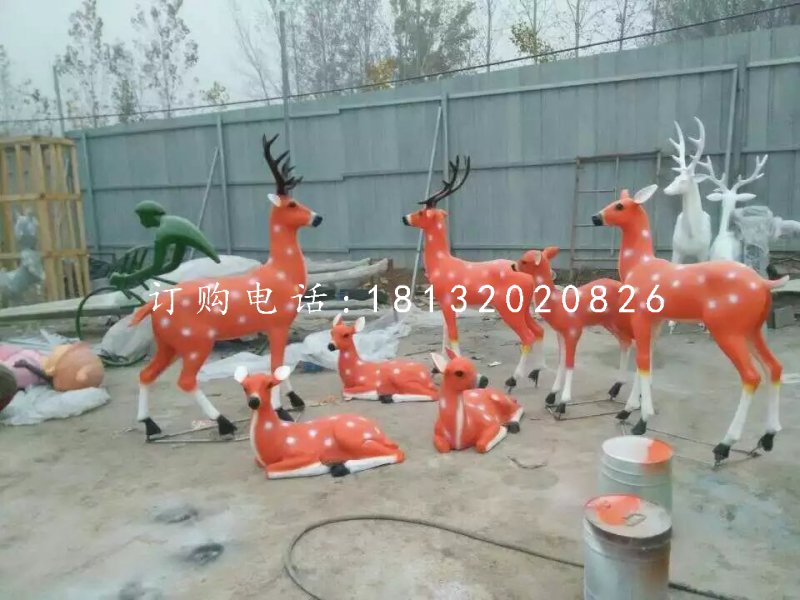 梅花鹿群雕塑,玻璃鋼公園動物雕塑