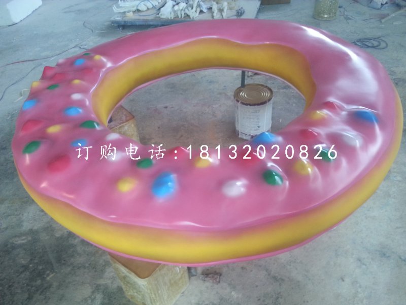 甜甜圈雕塑,玻璃鋼甜品雕塑