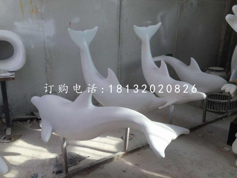 白海豚雕塑,玻璃鋼動物雕塑