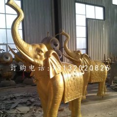 象鼻向上的大象銅雕，廣場大象銅雕