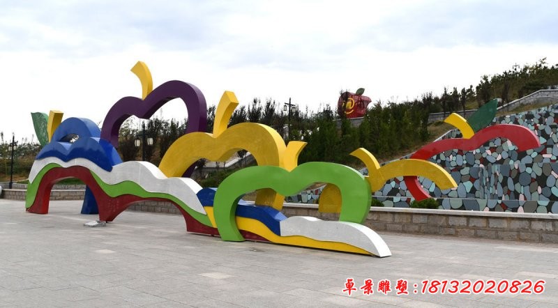 廣場(chǎng)不銹鋼抽象彩色蘋(píng)果