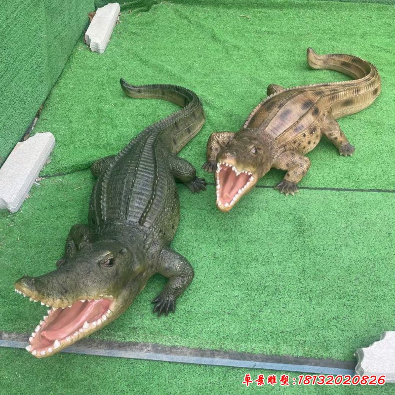 仿真鱷魚(yú)玻璃鋼雕塑3