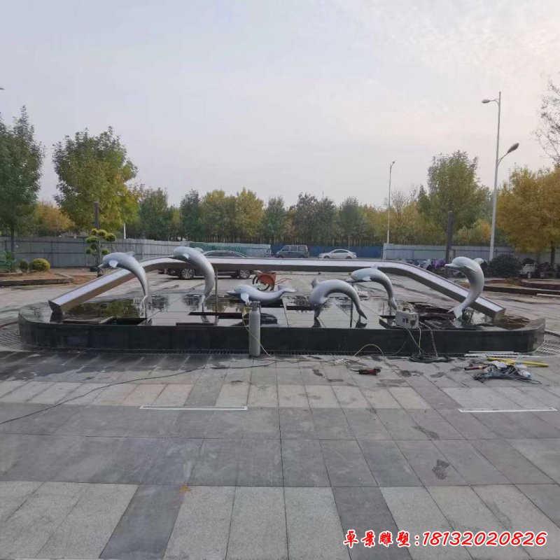 不銹鋼海豚動(dòng)物雕塑